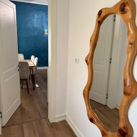 Jona Center Bedroom, Living And Free Parking Tirana